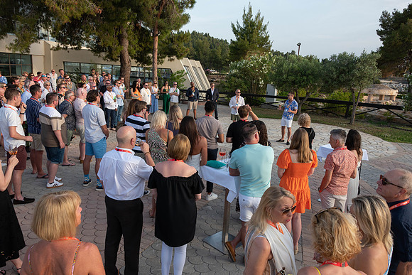AGS-0173